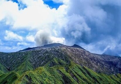 Ilustrasi gunung dukonon di halmahera utara sumber datagunung Com